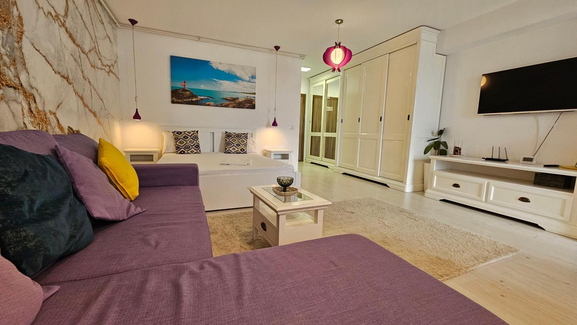Airport Residence 3 オトペニ エクステリア 写真
